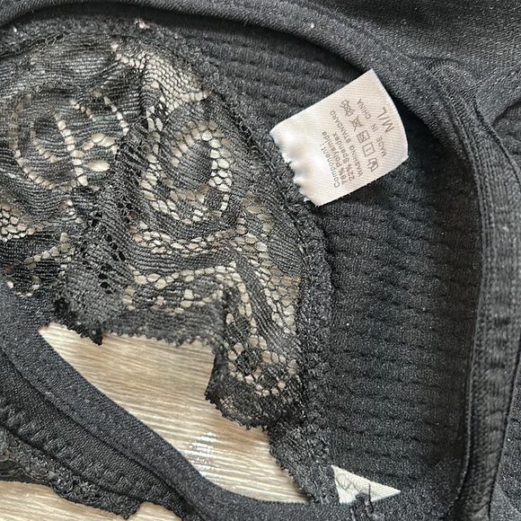 Butt  lifting Tummy sculpting shapewear - Picture 3 of 6